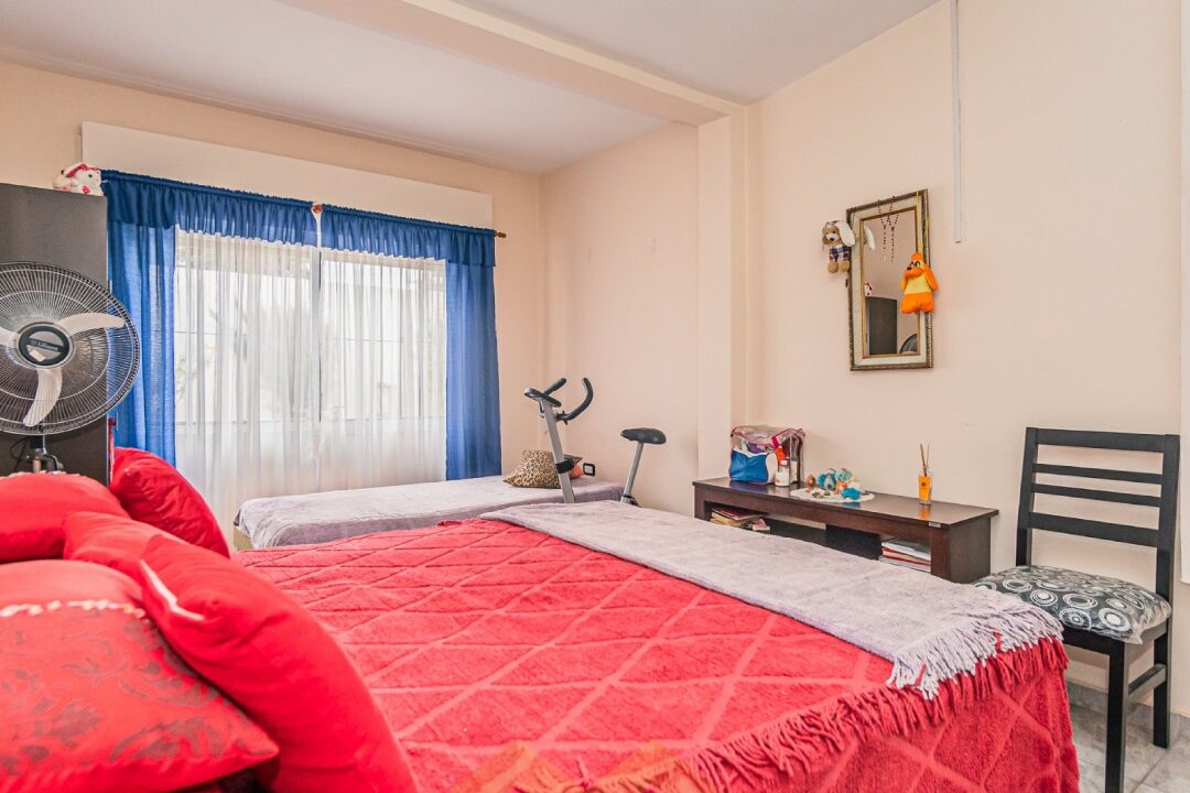 WhatsApp Image 2025-11-06 at 10.43.15 (2)