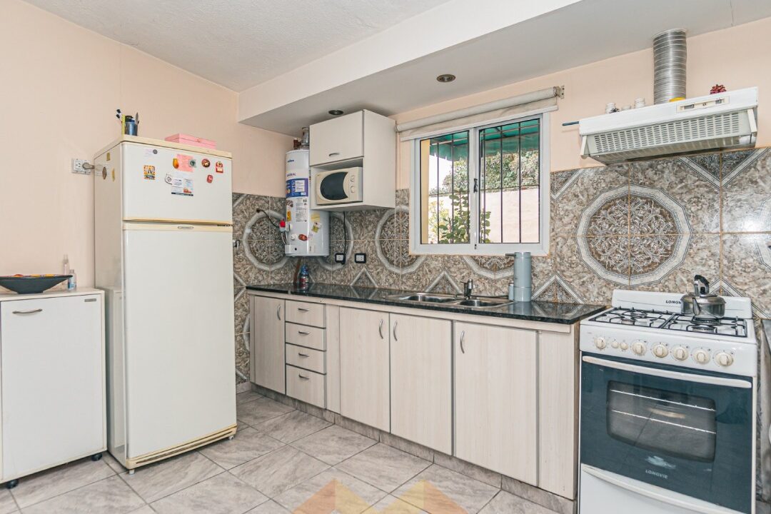 WhatsApp Image 2025-11-06 at 10.43.17 (2)