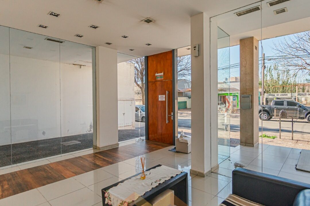 WhatsApp Image 2025-05-23 at 11.58.49 (1)