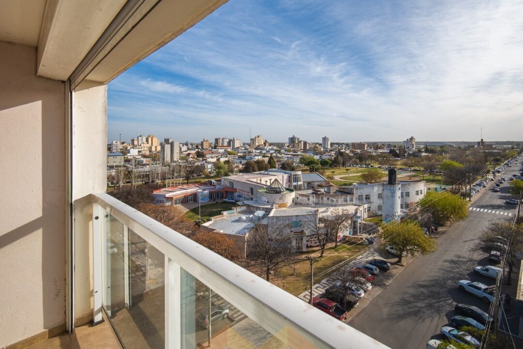 WhatsApp Image 2025-09-10 at 13.21.00 (2)